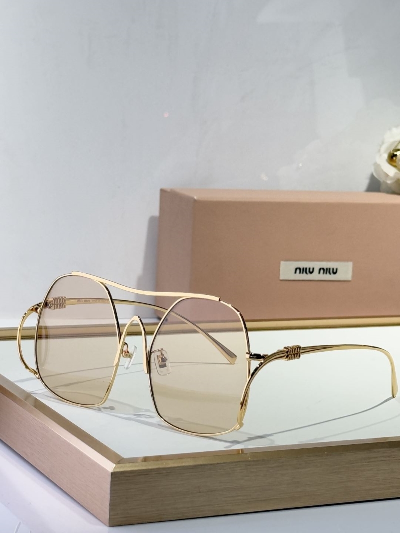 MIU MIU